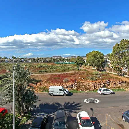 2 Bedroom Flat With Big Pools And Big Terrace Parque Don Jose, 313 Hébergement de vacances *