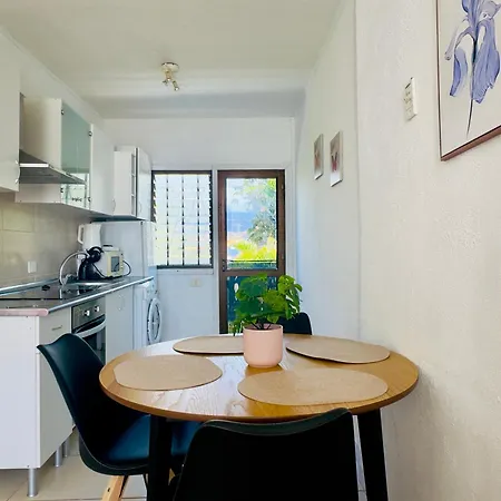 2 Bedroom Flat With Big Pools And Big Terrace Parque Don Jose, 313 펜션 *