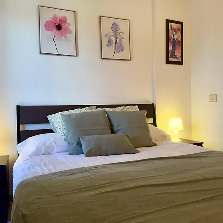 2 Bedroom Flat With Big Pools And Big Terrace Parque Don Jose, 313 펜션 코스타델실렌시오